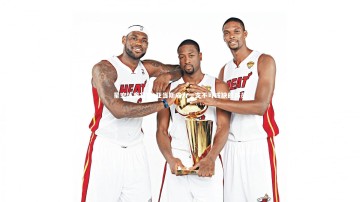 星空体育官网-亚当斯成为一支不可或缺的球员